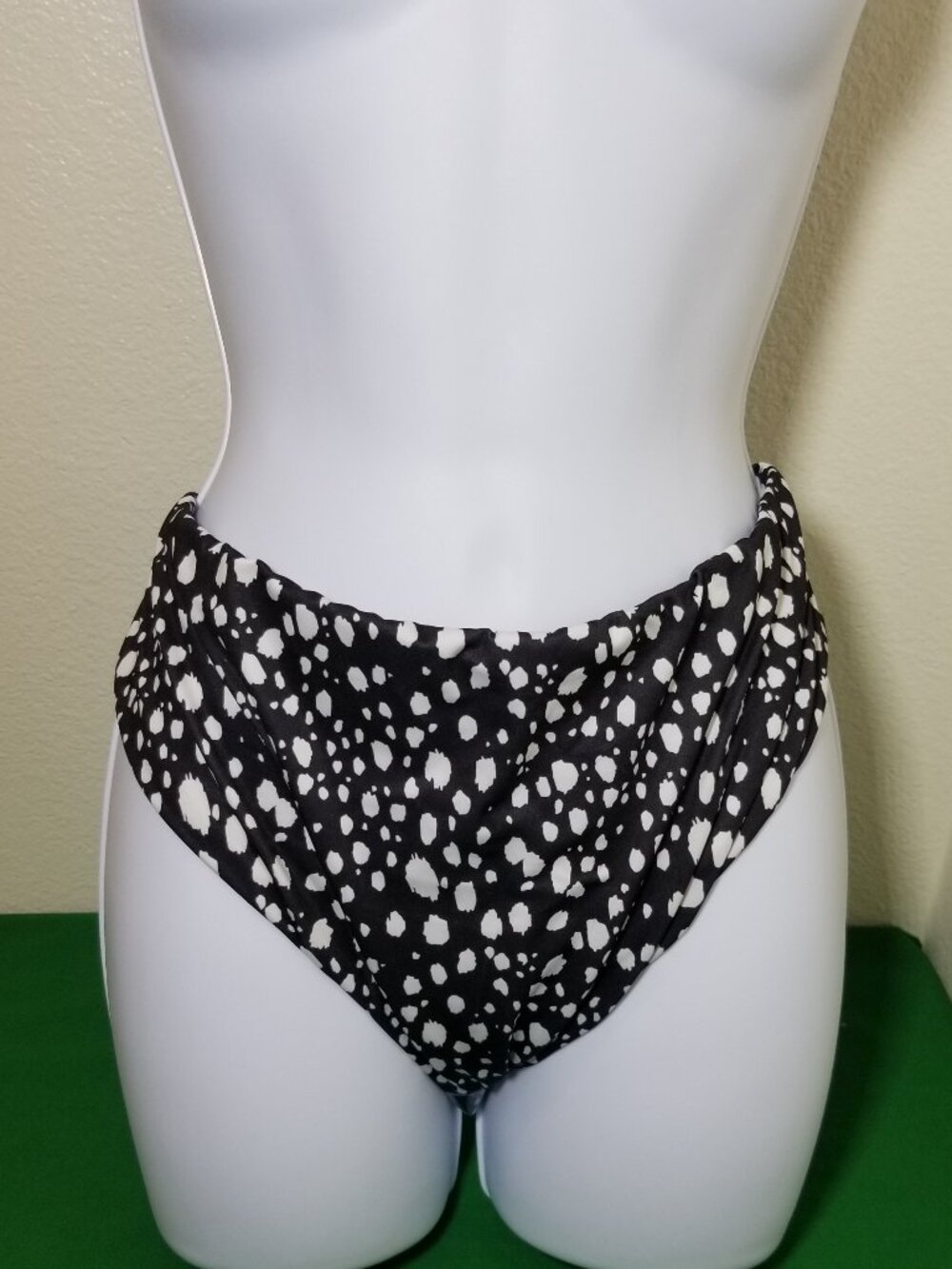 Asos Design Black &‎ White Bikini Bottom Swimwear Size 14 Vacation Beach NWOT